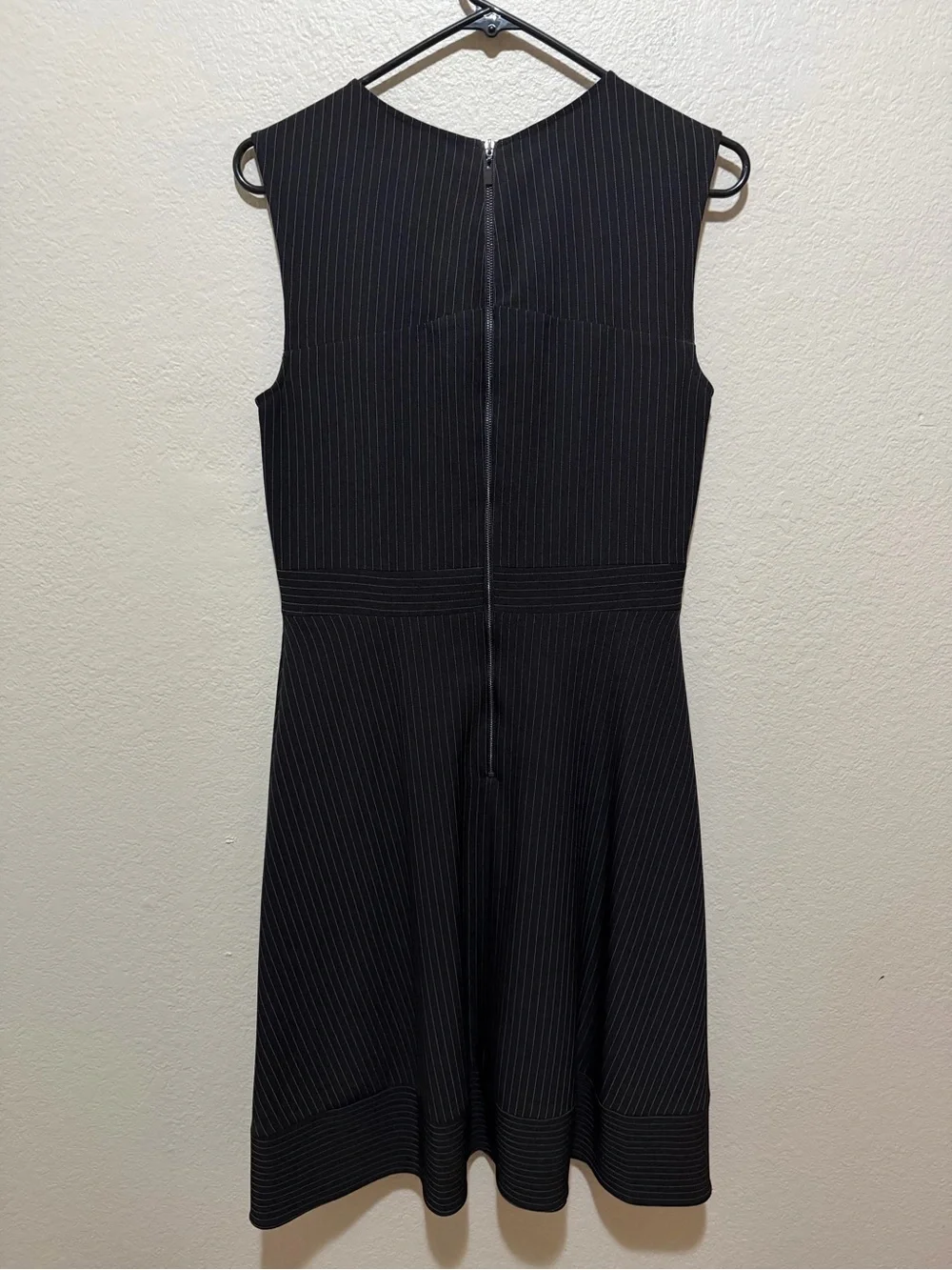 Tahari Arthur S. Levine Black Pinstripe Tailored Fit & Flare Dress Size 6
